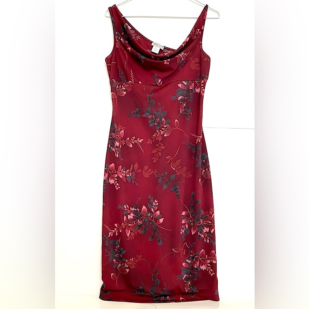 Studio Soleil Women’s Contemporary Red Floral Dress - M - Pre-owned